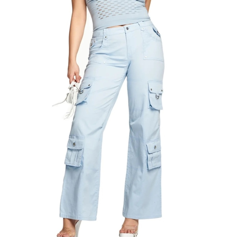 IAMGIA CARGO PANTS NEW WITH TAG